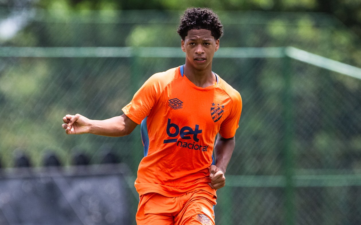 Sport volta atrás e decide não utilizar Zé Lucas nos dois jogos finais do Campeonato Brasileiro