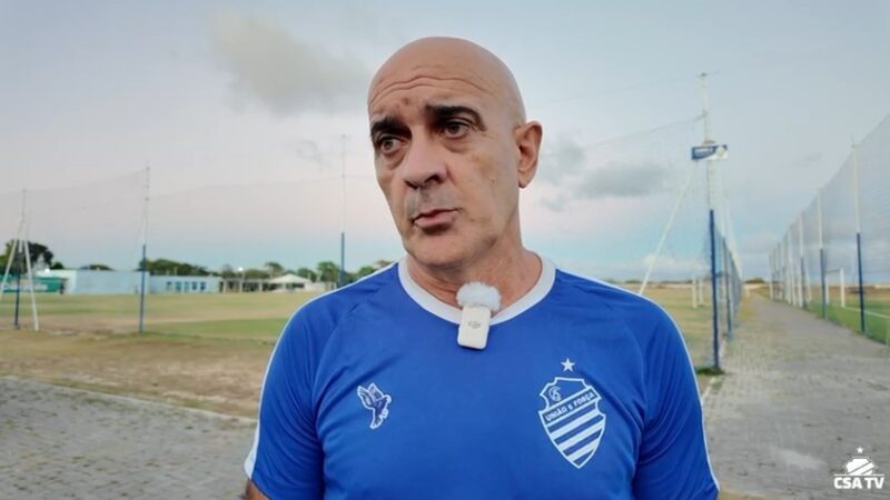 CSA testa o novo time neste domingo contra o Lagarto; veja a provável formação