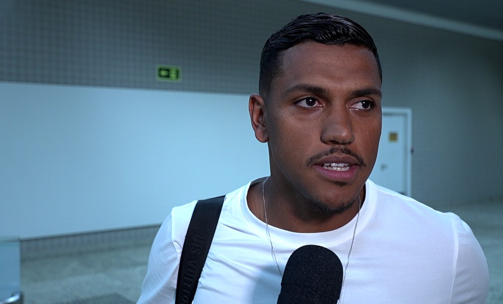 Artilheiro da Série B, Pedro Rocha chega ao Coritiba: “Motivado para vestir essa camisa”