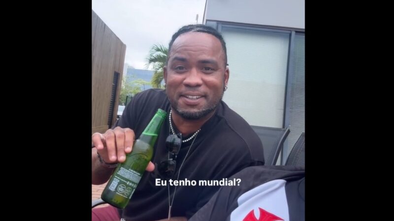 Carlos Alberto provoca Arrascaeta por vice do Flamengo: “Eu tenho Mundial”