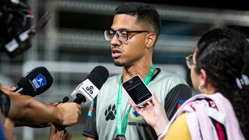 Vice estadual com o Penarol-AM, Carlos Daniel é novo treinador do time feminino do São Raimundo
