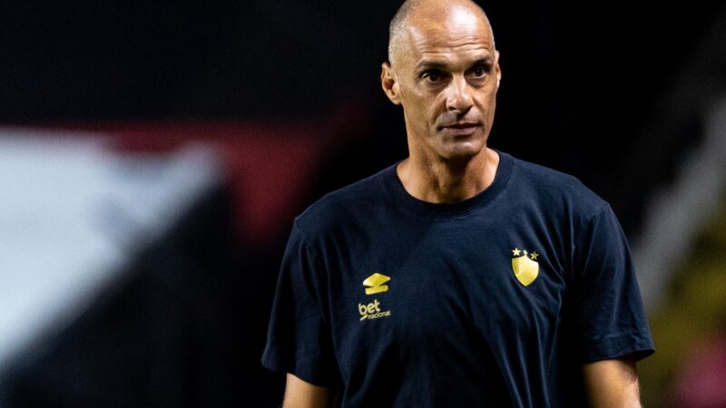 Sport demite auxiliar técnico César Lucena