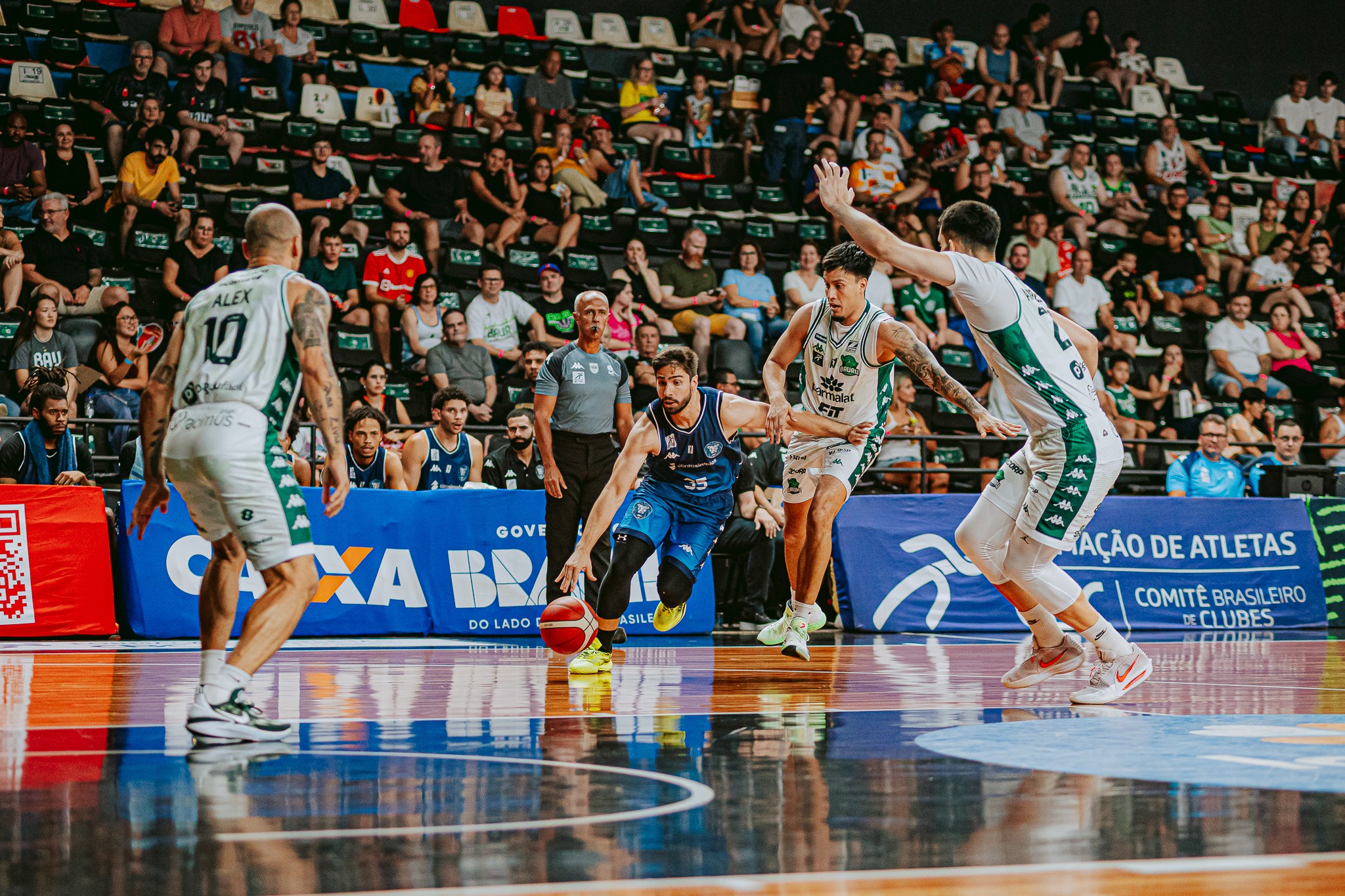 Bauru deslancha após 1º quarto, bate o Rio Claro e segue na briga por vaga no Super 8 do NBB