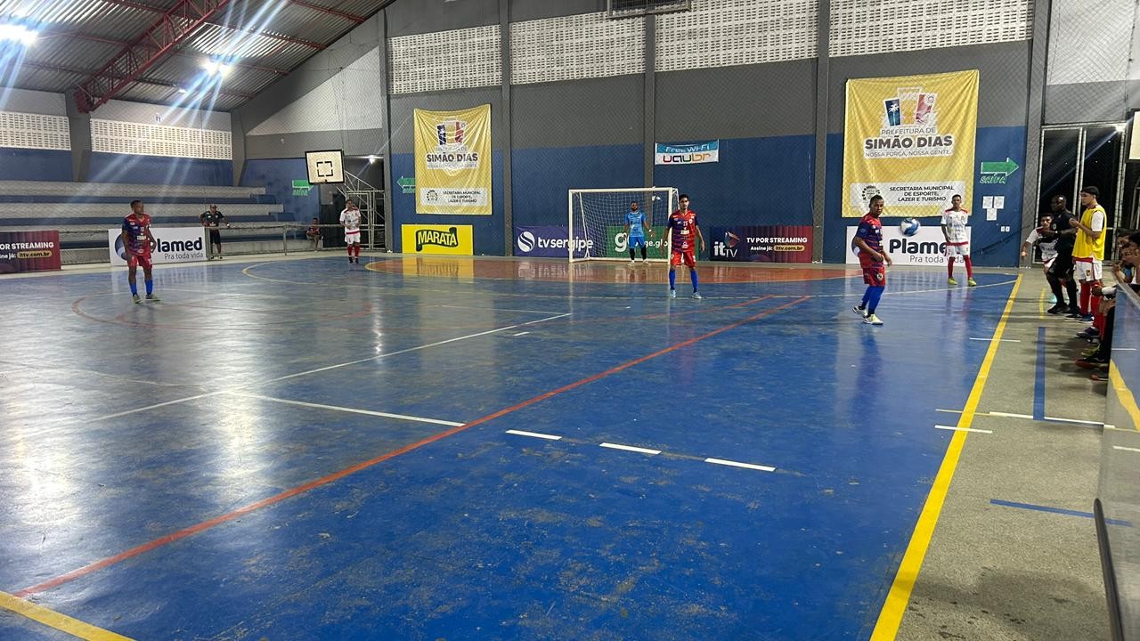 Colônia 13 vira e vence Tobias Barreto na abertura da segunda fase da Copa TV Sergipe