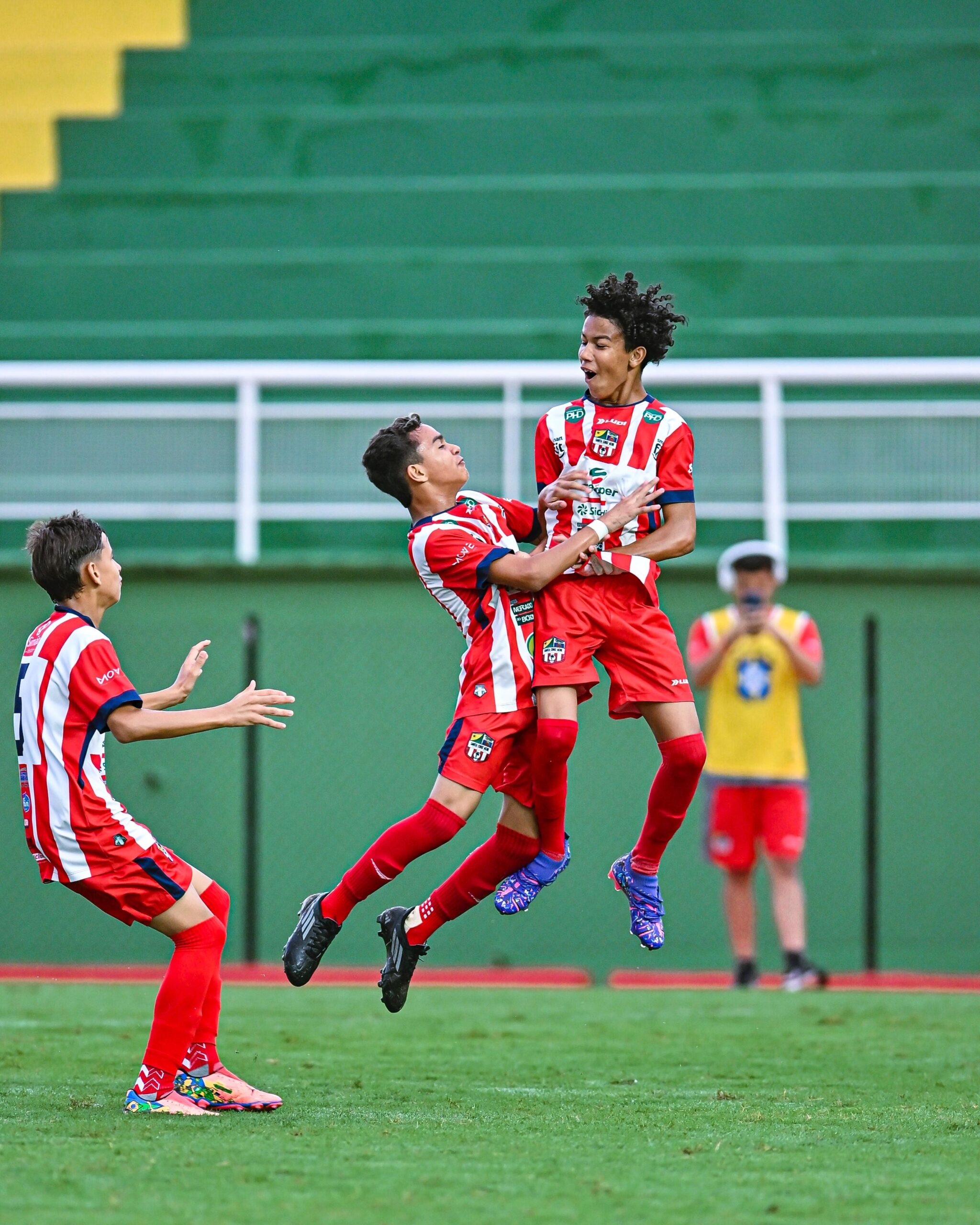 Furacão do Norte e Santa Cruz-AC avançam às semifinais do Campeonato Acreano Sub-13
