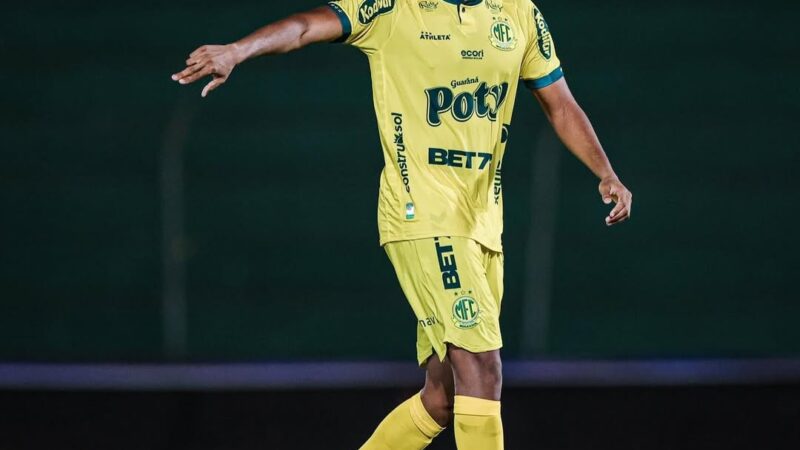 Botafogo-PB anuncia a contratação do zagueiro Da Silva, que estava no Mirassol