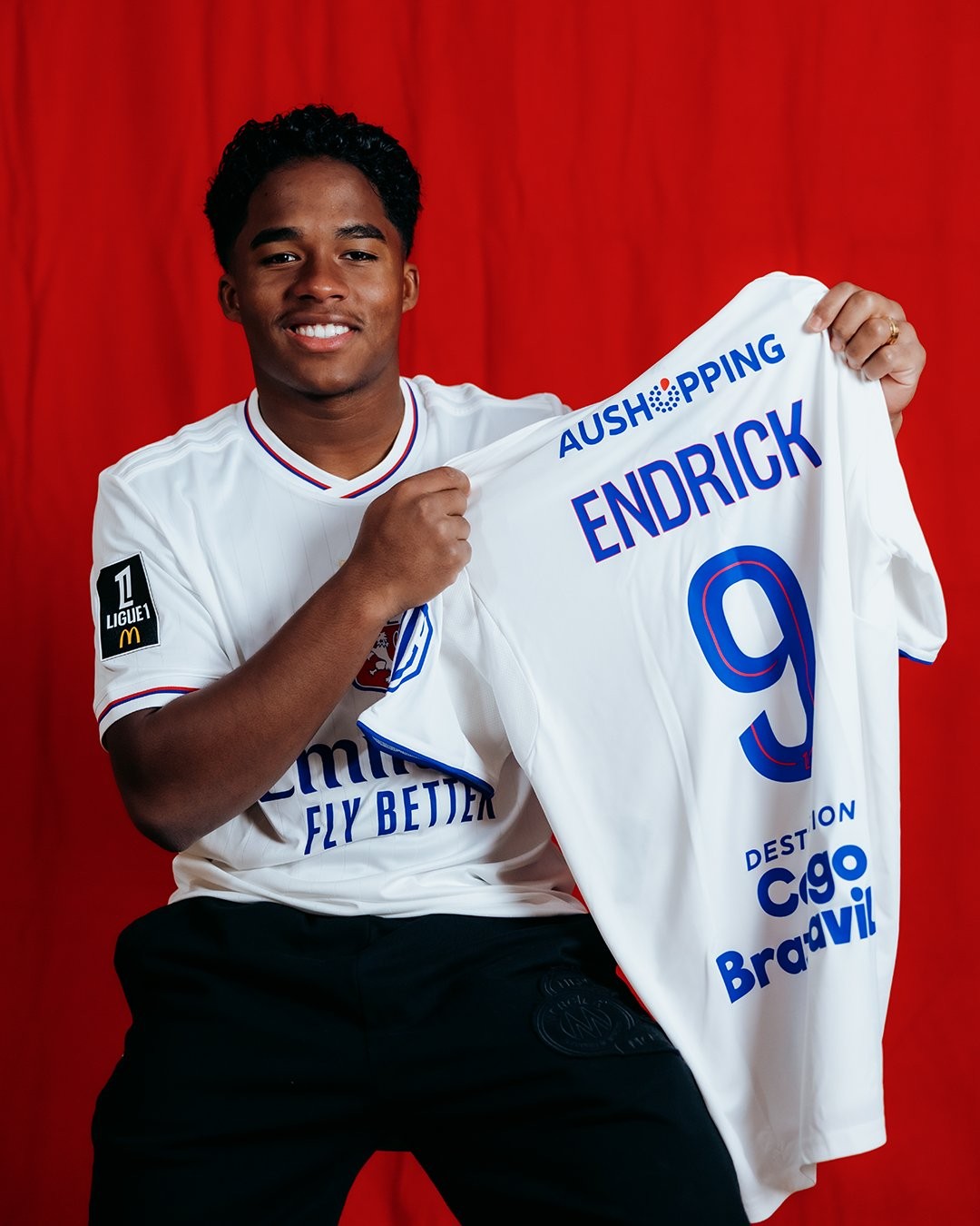 Anúncio de Endrick no Lyon bate recorde de visualizações no Instagram do clube em 2025