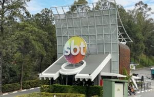 SBT lança novo canal de notícias em evento com jornalistas, autoridades e empresários em SP