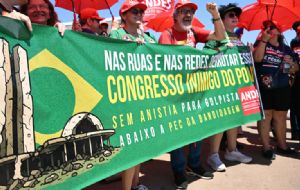 Brasil vai às ruas contra Motta e a “anistia” a Bolsonaro neste domingo; veja onde serão os atos