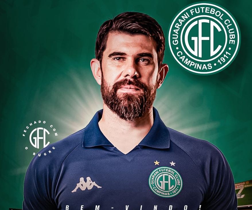 Aos 40 anos, goleiro ex-Vasco é anunciado pelo Guarani