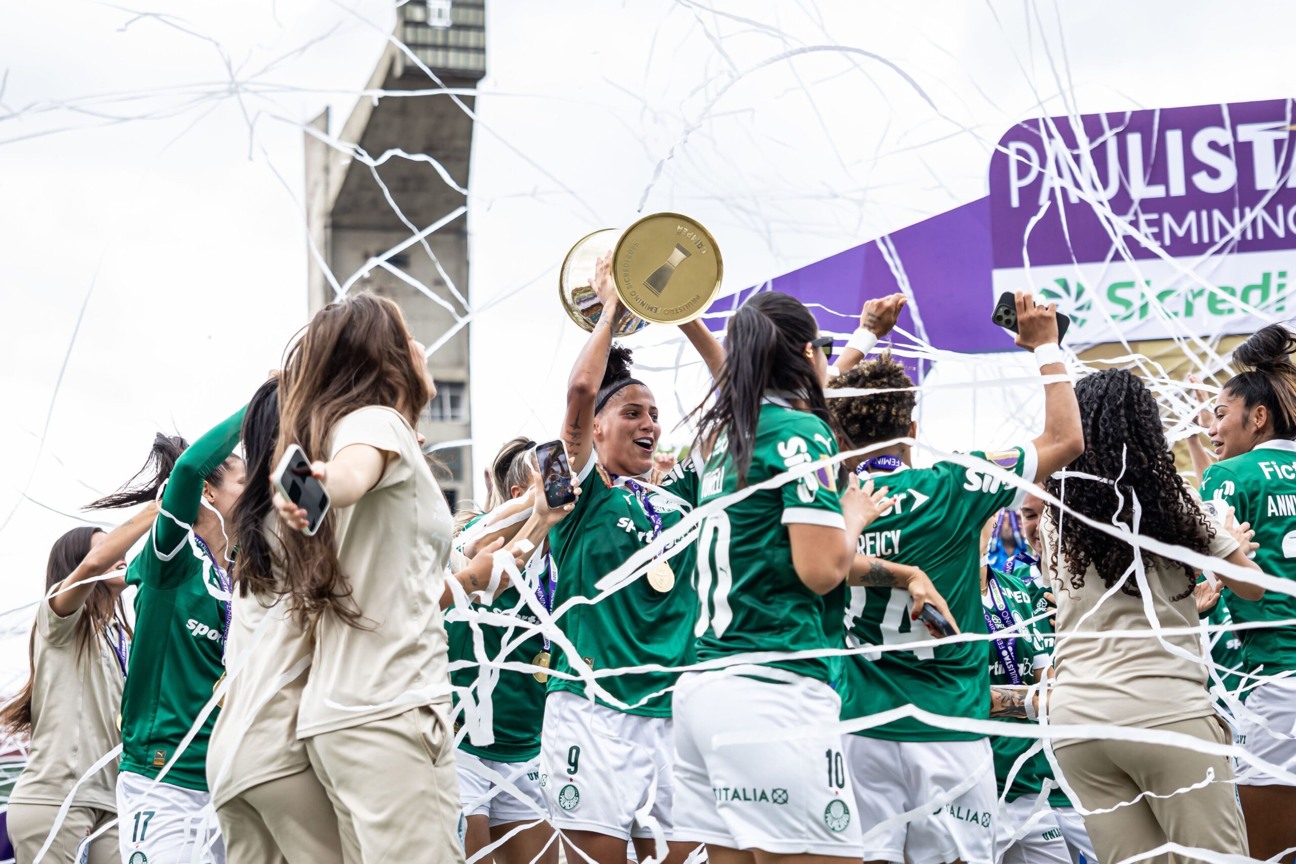 Amanda Gutierres se despede do Palmeiras com título e legado para o time feminino