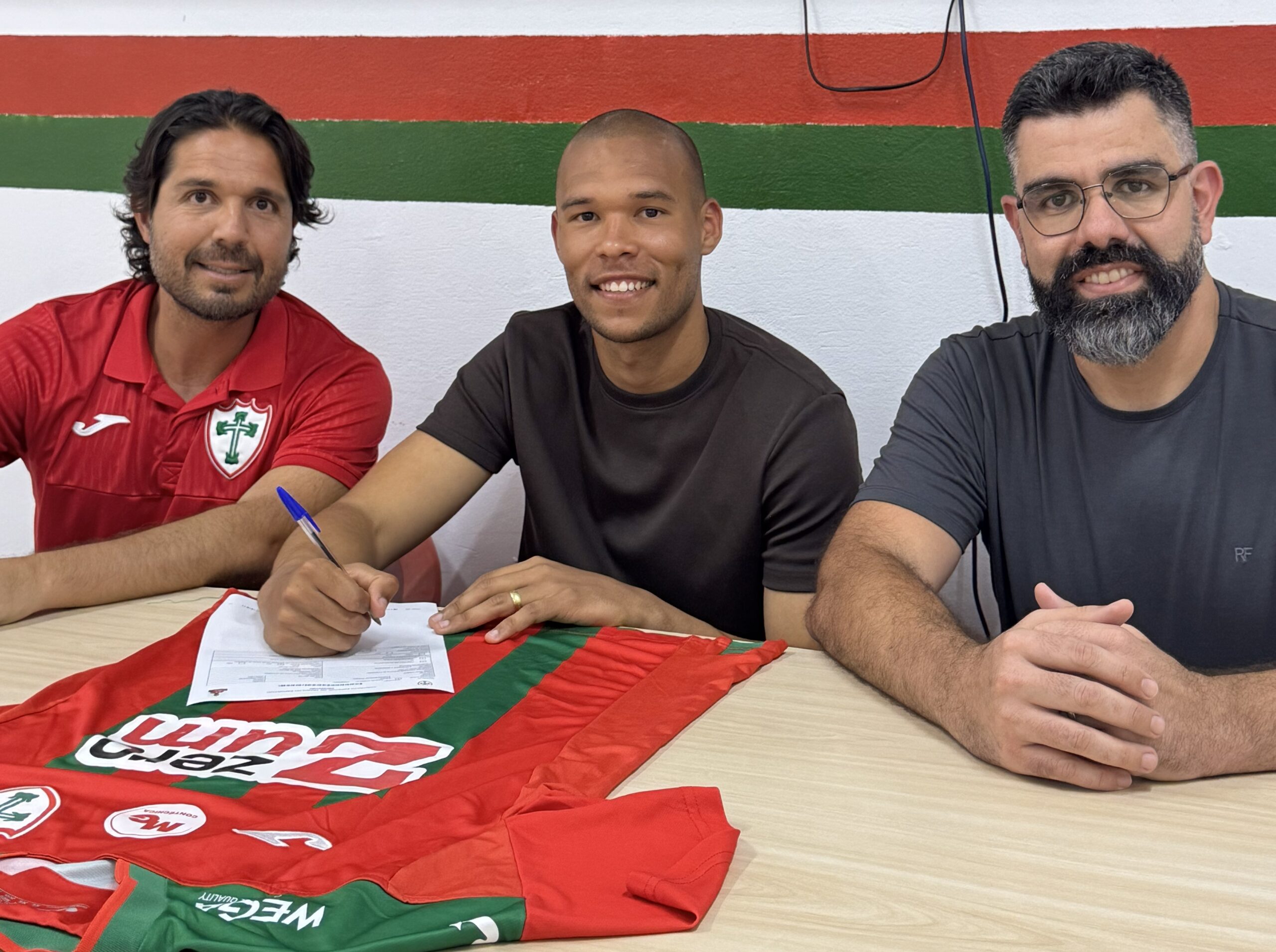 Portuguesa acusa Juventude de assédio a zagueiro que treinou no clube e pediu para sair