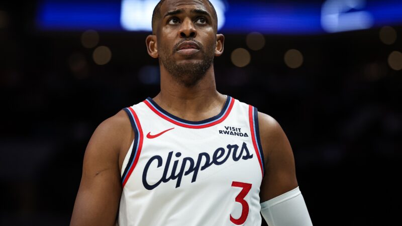 Clippers dispensam Chris Paul menos de um mês após anúncio da aposentadoria