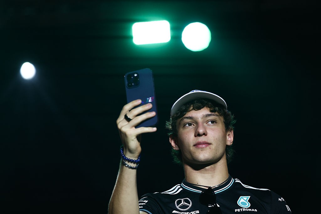 RBR lamenta abuso online a Antonelli após consultor acusá-lo de ajudar Norris