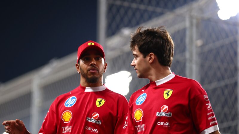 Ferrari encerra 2025 sem vencer GP na F1; veja o que explica crise