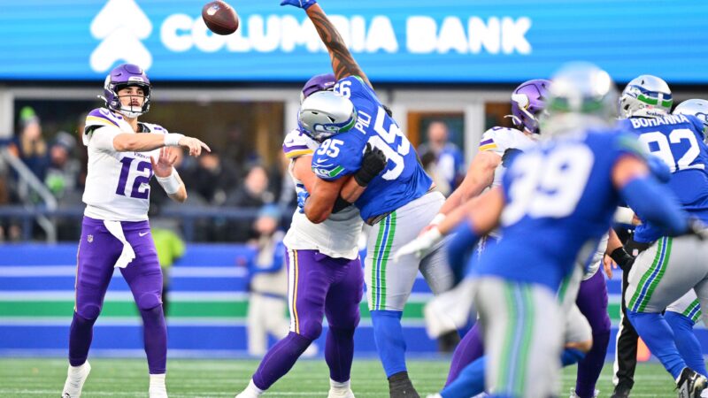 Seahawks castigam calouro com quatro interceptações e vencem Vikings por 26 a 0