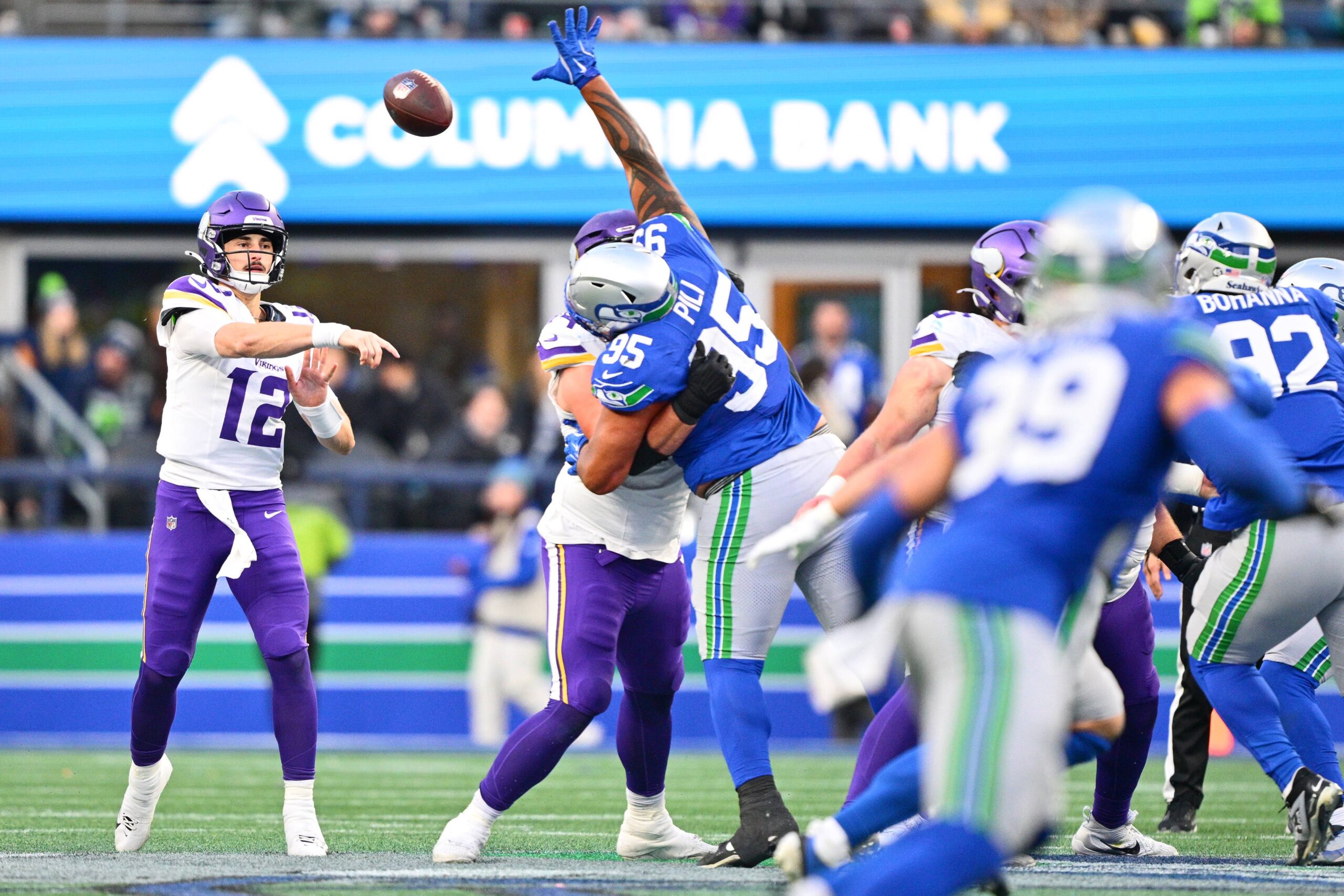 Seahawks castigam calouro com quatro interceptações e vencem Vikings por 26 a 0