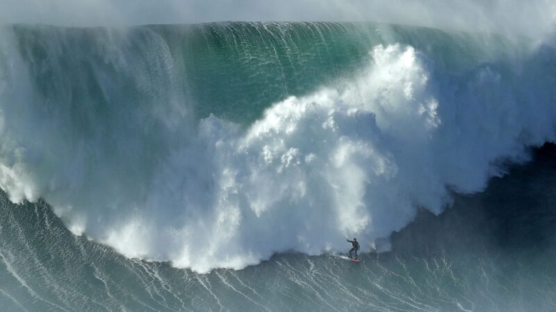 Carlos Burle admite erro ao filmar com câmera na mão em acidente em Nazaré: “Até que ponto?”