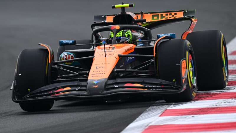 McLaren vende carro da F1 2026 em leilão por R$ 62,4 milhões