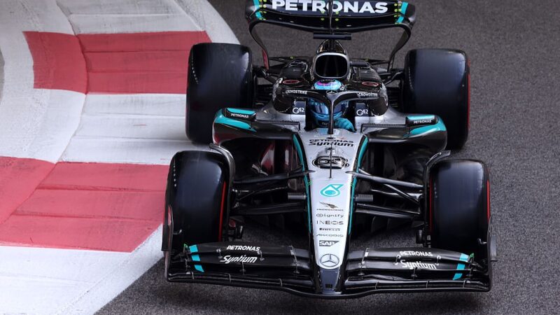 GP de Abu Dhabi: Russell lidera último treino livre de 2025, e Bortoleto é 11º