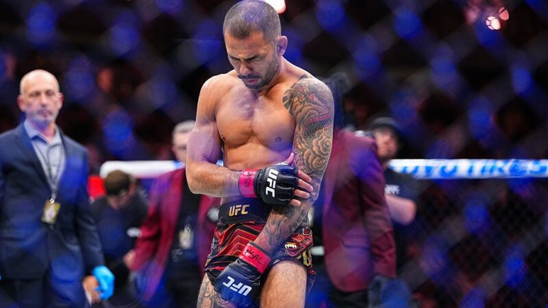 UFC 323: Pantoja sofre lesão grave no braço e perde título peso-mosca