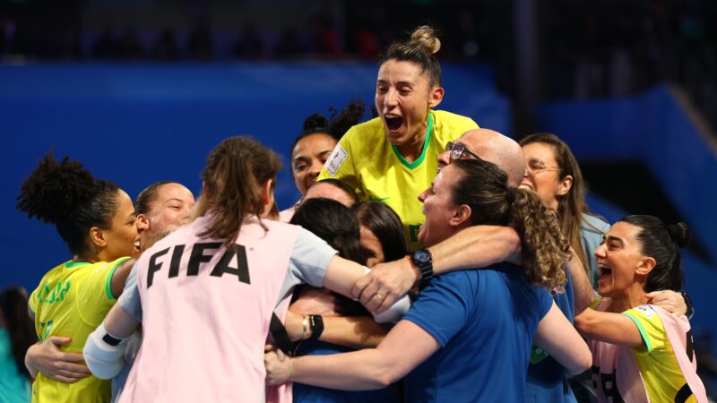 Brasil vence Portugal e conquista a Copa do Mundo Feminina de Futsal