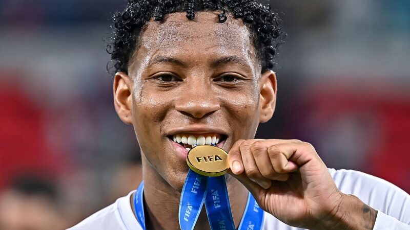 Plata diz que não jogar final foi “pior momento da carreira” e vê Flamengo com obrigação de vencer o Pyramids