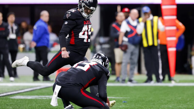 Falcons conseguem remontada e vencem Bucs com chute no estouro do cronômetro