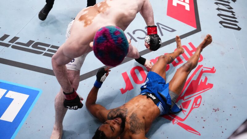 Último UFC do ano tem nocautaço de Melquizael e empate para Buchecha