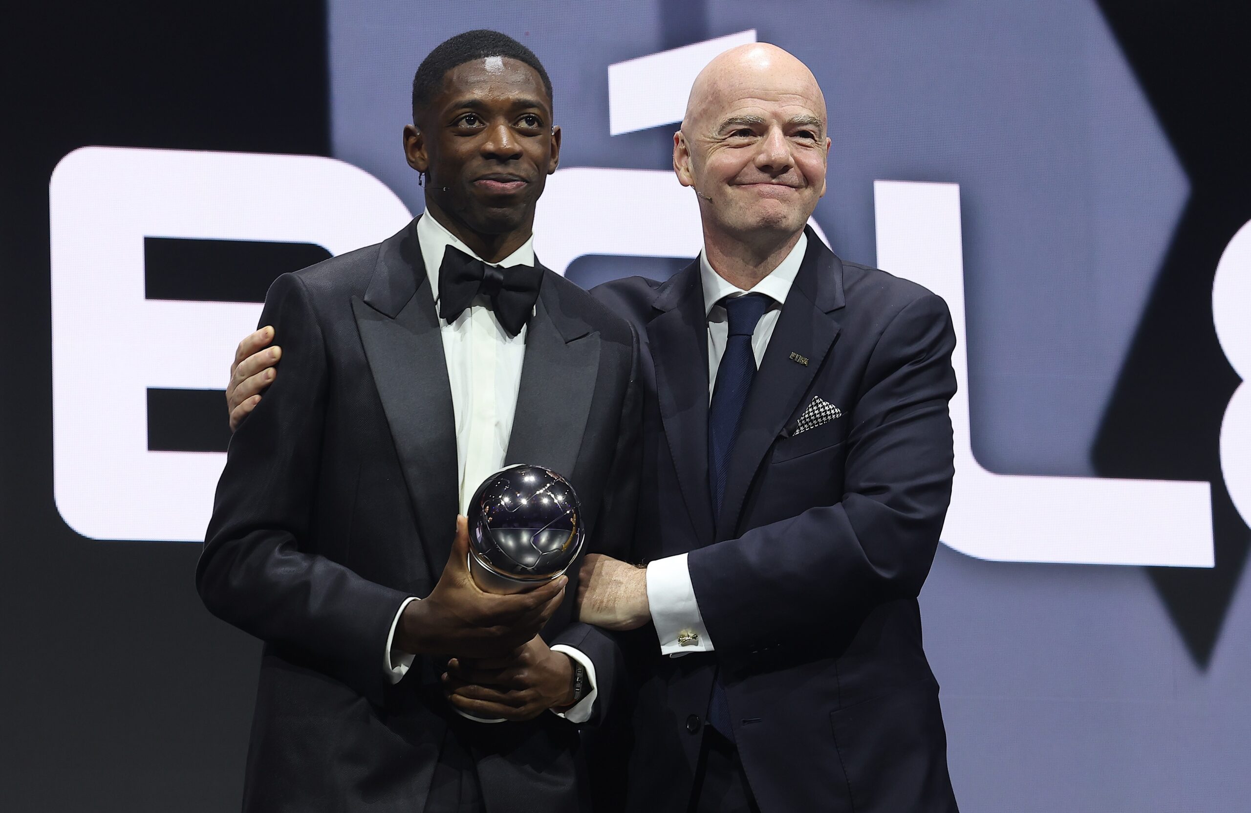 Fifa The Best 2025: Dembélé, do PSG, é eleito melhor jogador do mundo