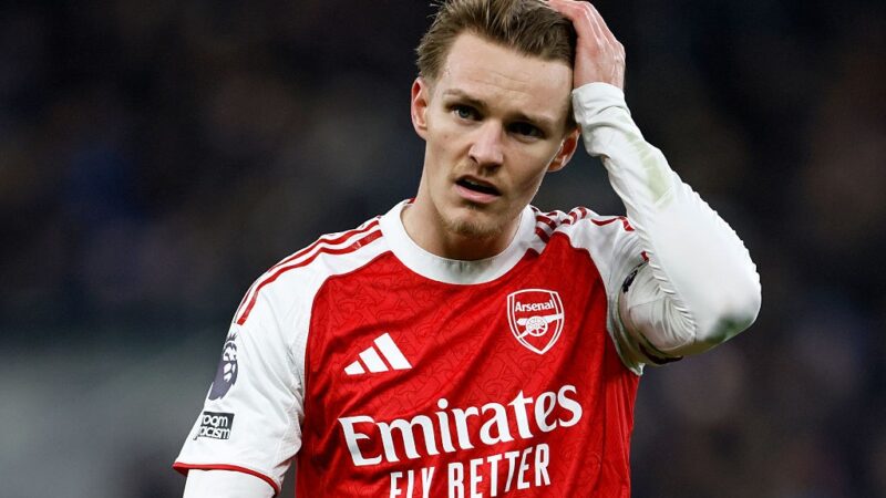 Arsenal nunca ganhou a Premier League quando era líder no Natal