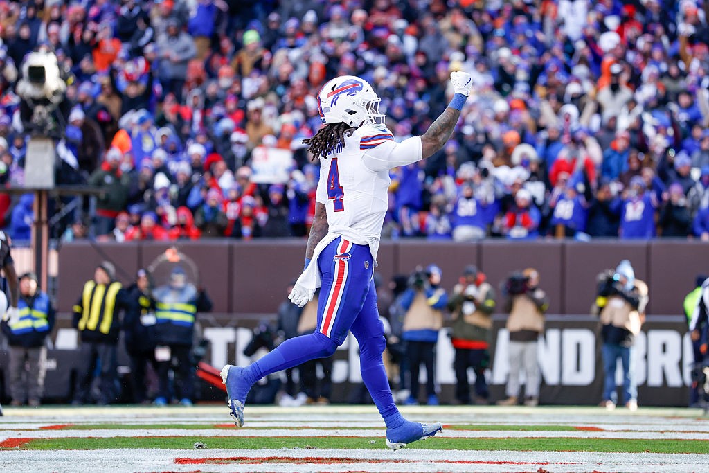 James Cook se destaca no jogo terrestre e Buffalo Bills vence fora de casa