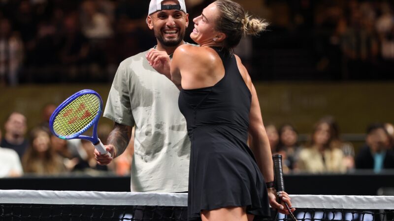Sabalenka protagoniza belos pontos, mas Kyrgios vence “Batalha dos Sexos” em Dubai