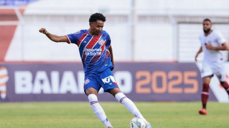 Santa Cruz anuncia a contratação do atacante Vitinho, ex-Bahia
