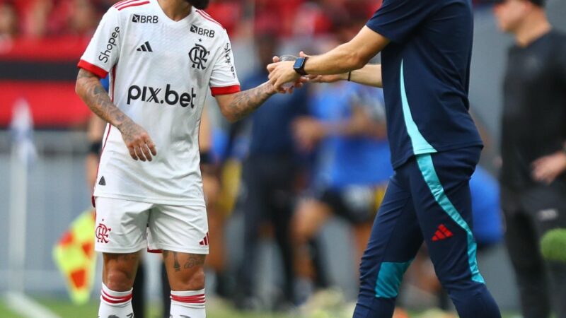 Com futuro incerto no Flamengo, Michael tenta aproveitar chance rara como titular após seis meses