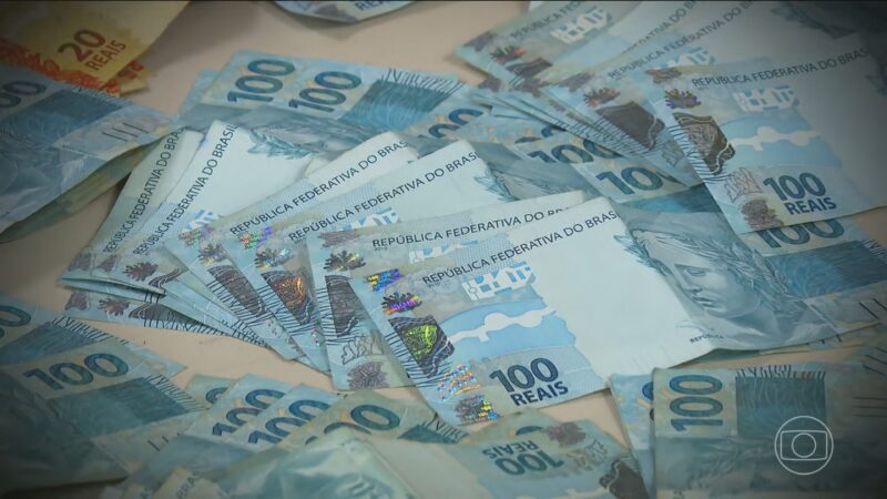 Arrecadação sobe para R$ 226,7 bilhões em novembro, recorde para o mês