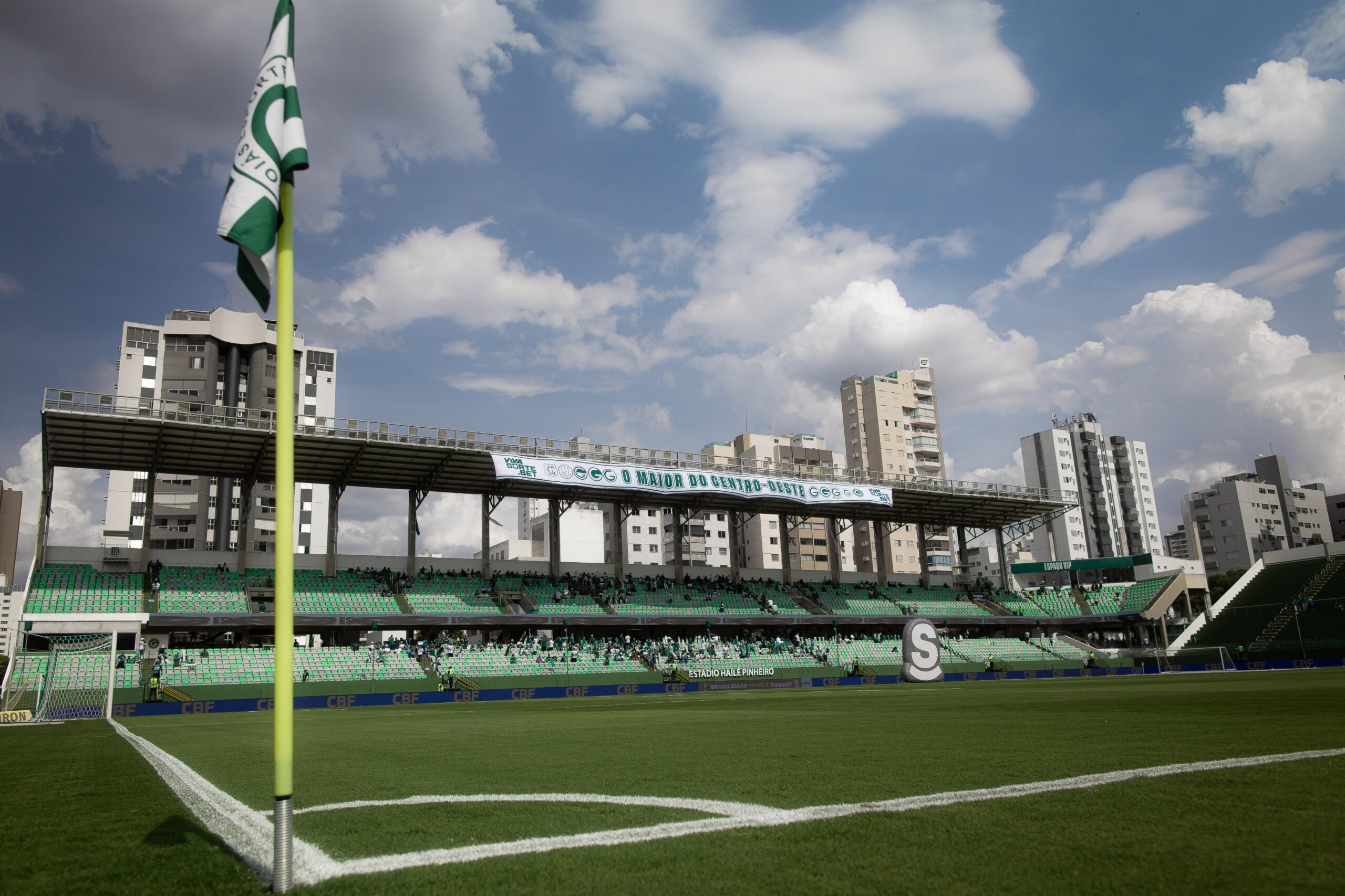 Goiás recorre a empréstimo de R$ 25 milhões para sanar as contas da temporada