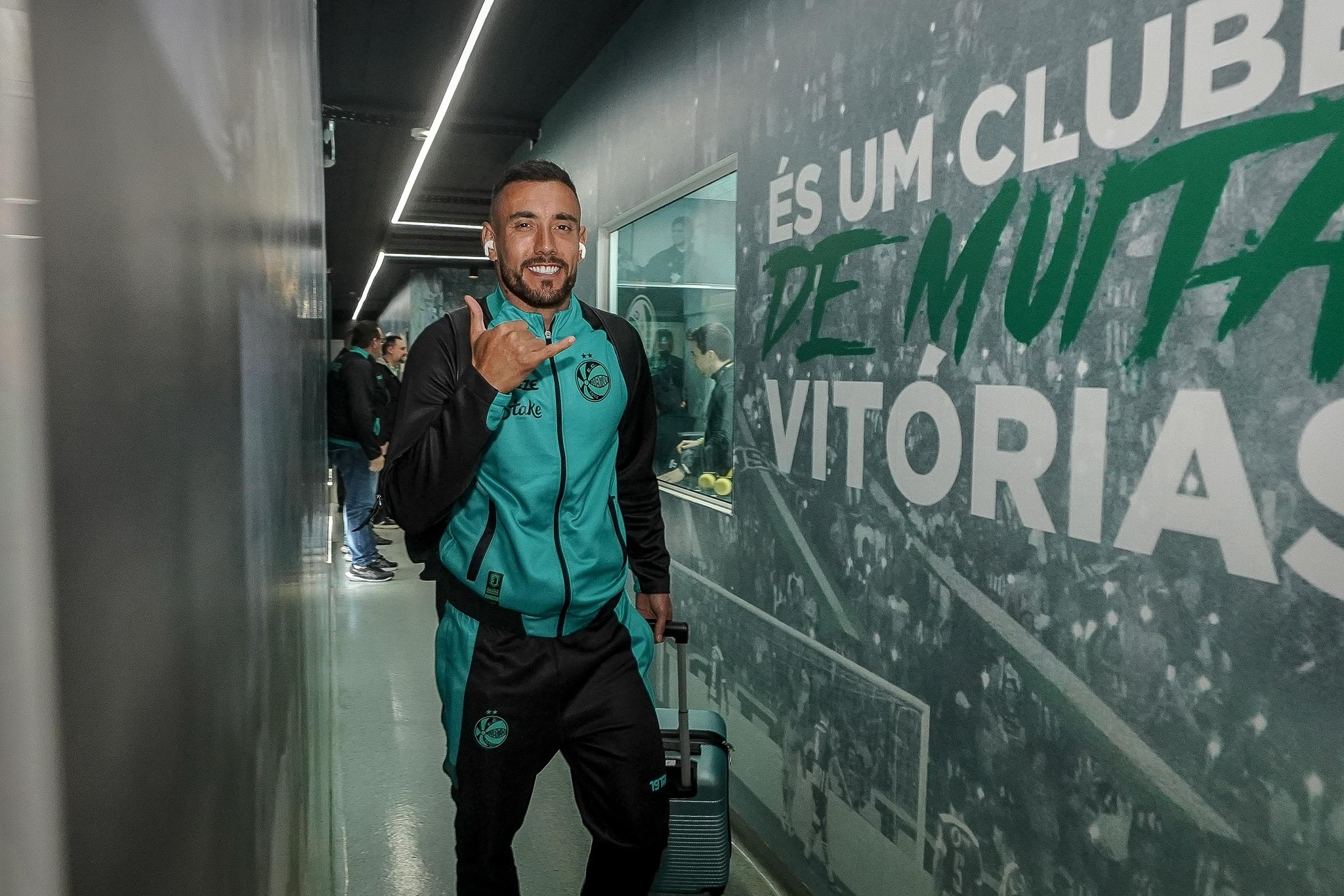 Juventude acerta renovação de Alan Ruschel para 2026
