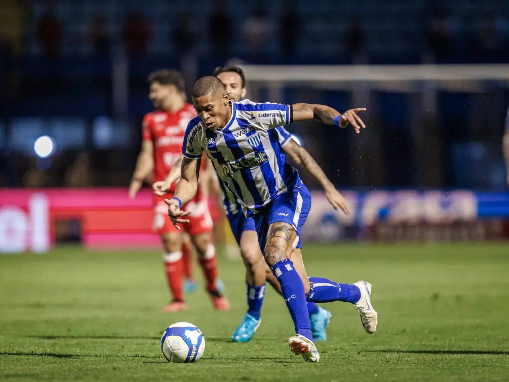 Botafogo-SP anuncia atacante Hygor, ex-Avaí