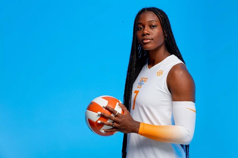 Fingall torce tornozelo e vai passar por avaliação no Praia Clube para sequência do Mundial