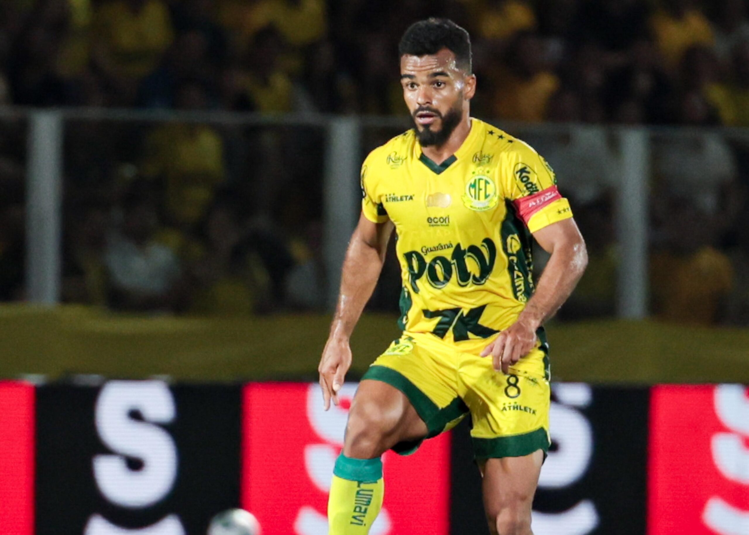 São Paulo negocia com o volante Danielzinho, do Mirassol