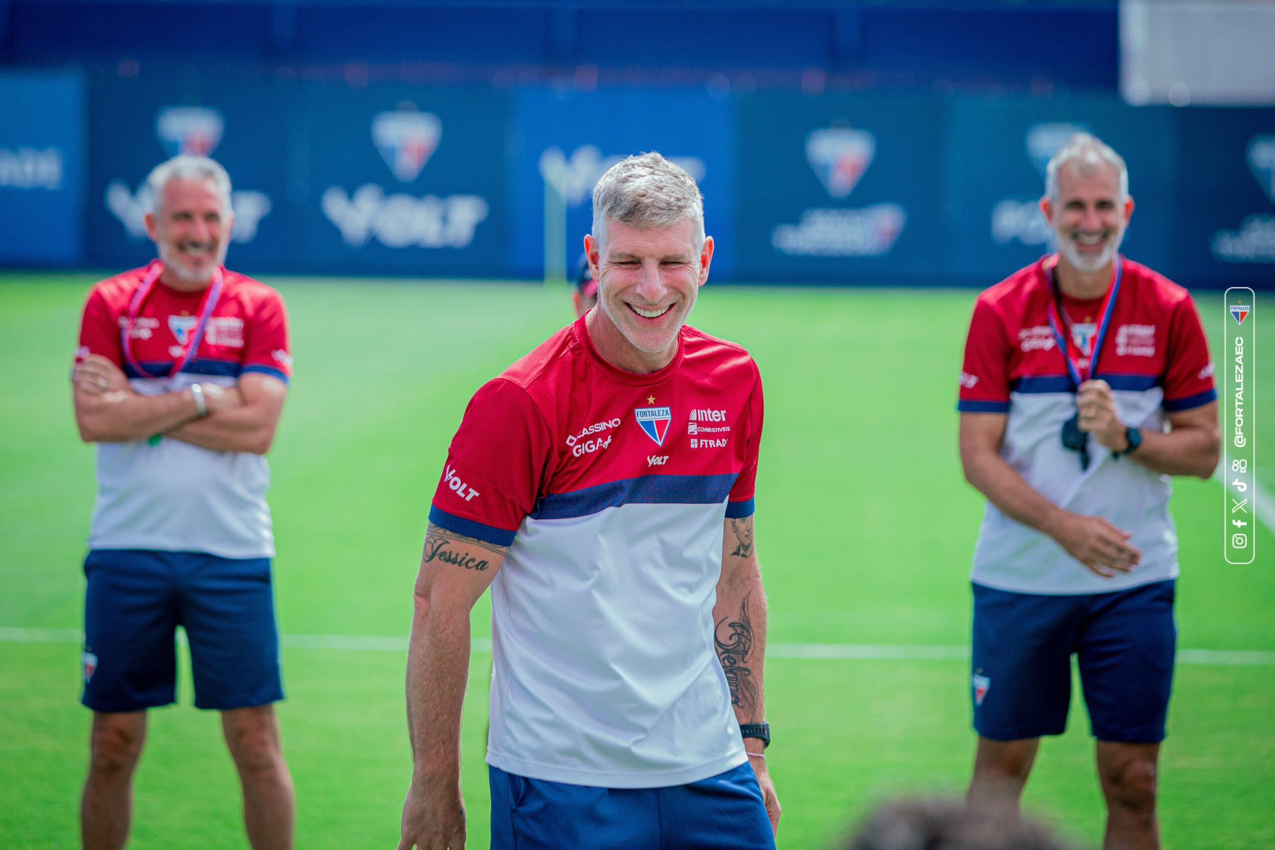 Palermo brinca e vê clima leve após Fortaleza sair do Z-4; vídeo