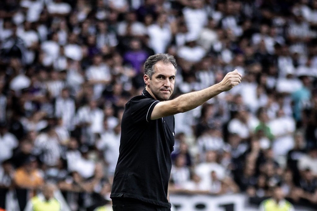 Léo Condé nega negociação com o Sport: “Não há nenhuma tratativa”