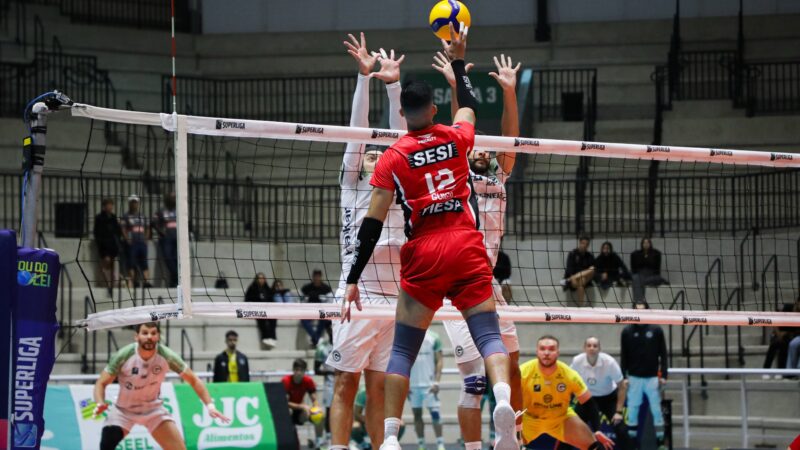 Sesi-Bauru abre 2 a 0, mas perde de virada para o Goiás na Superliga Masculina