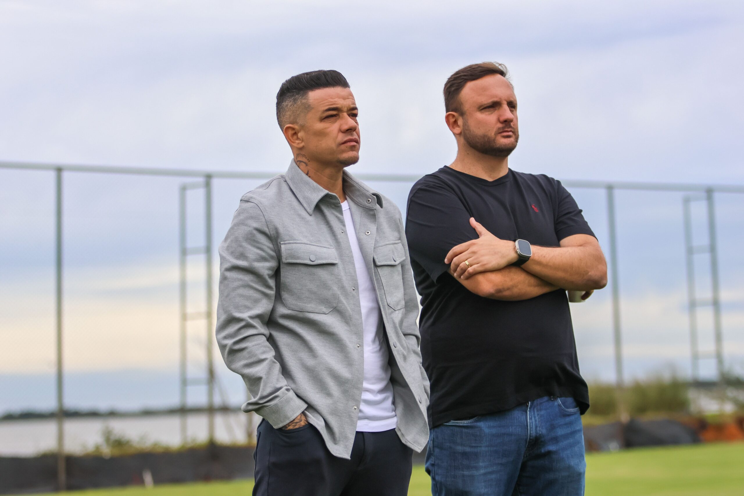 Inter anuncia saídas de D’Alessandro e André Mazzuco