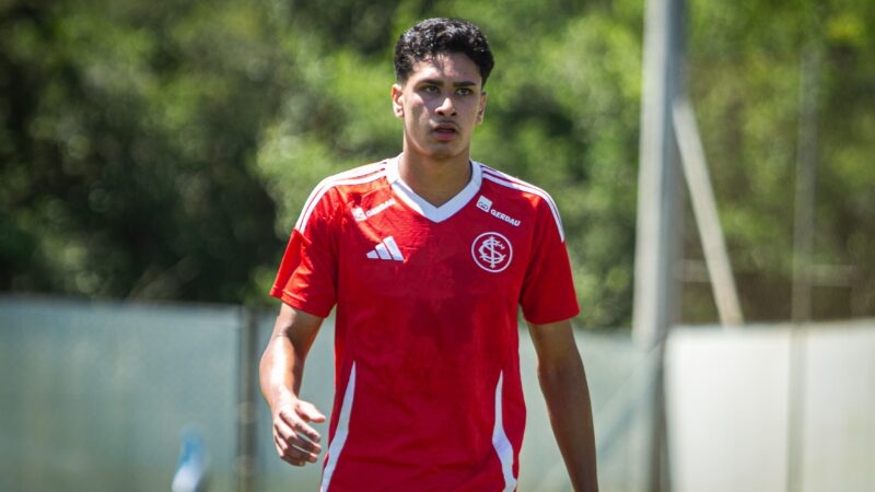 Joia 2026: centroavante do Inter se inspira em Pedro e Harry Kane e sonha com chances no Gauchão