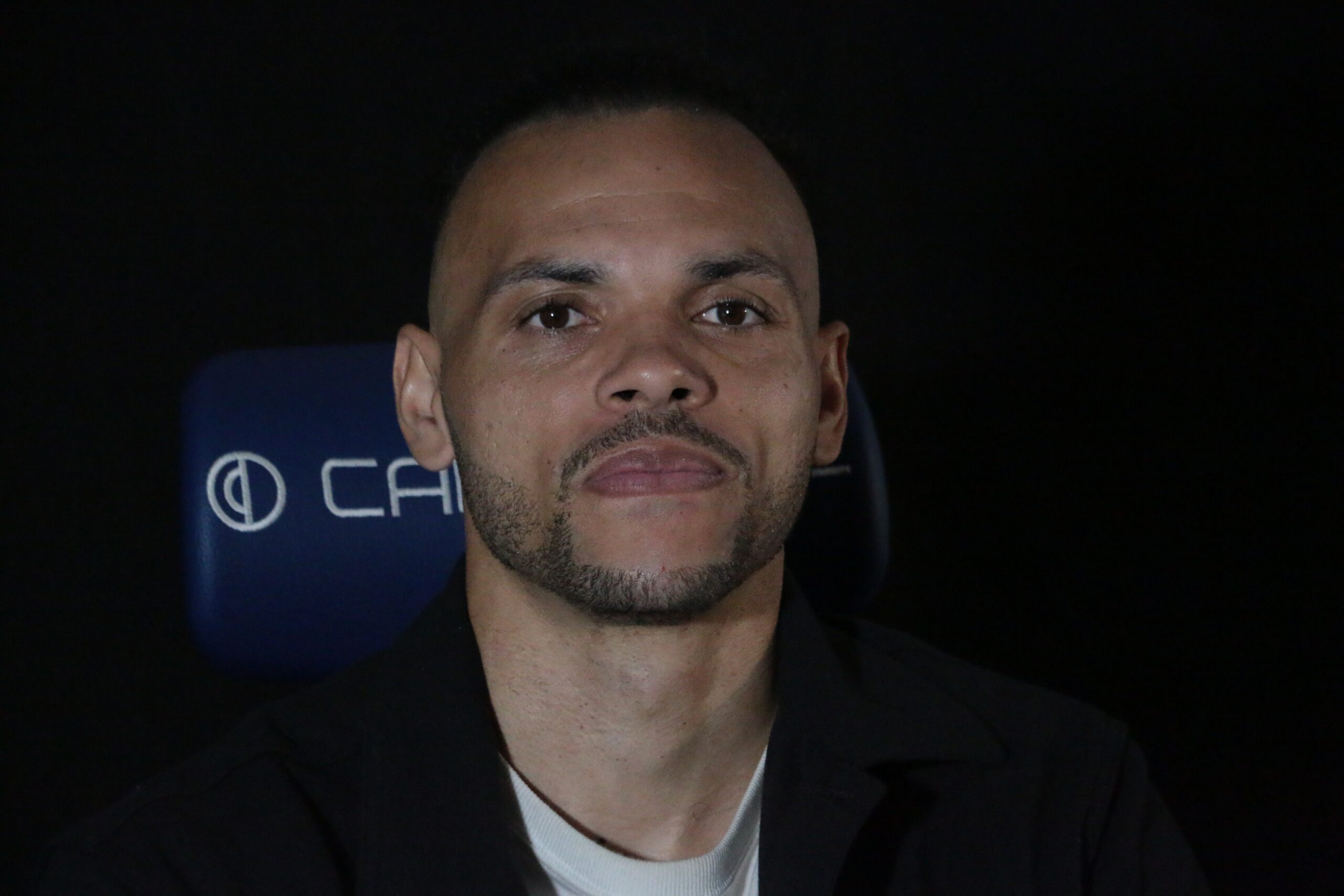 Braithwaite lamenta exposição por cobrança de dívida do Grêmio, narra bastidores e projeta 2026