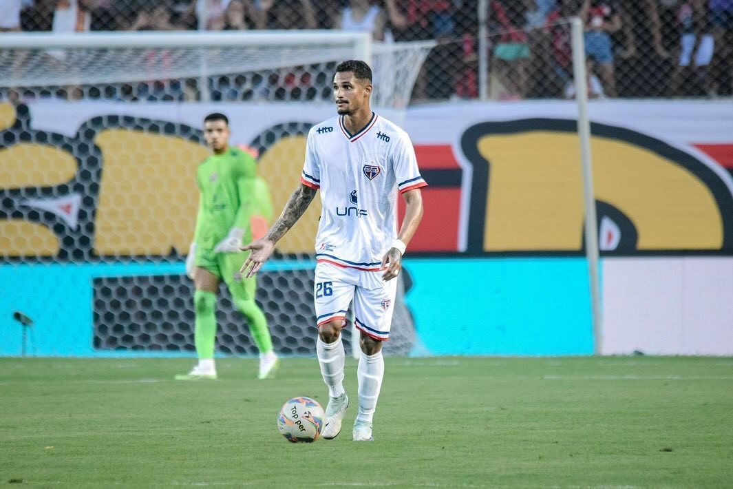 Bandeirante-SP anuncia a chegada do volante Kaio Henrique