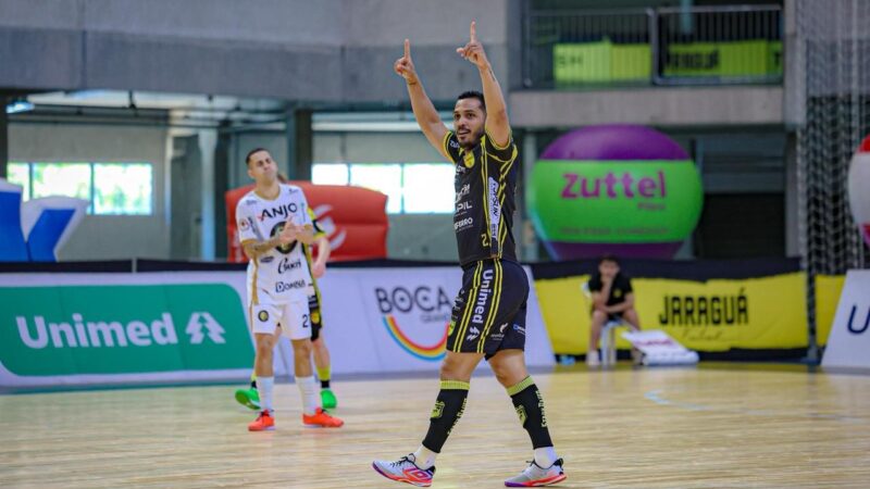 Jaraguá elimina o Criciúma e é o primeiro finalista da Série Ouro