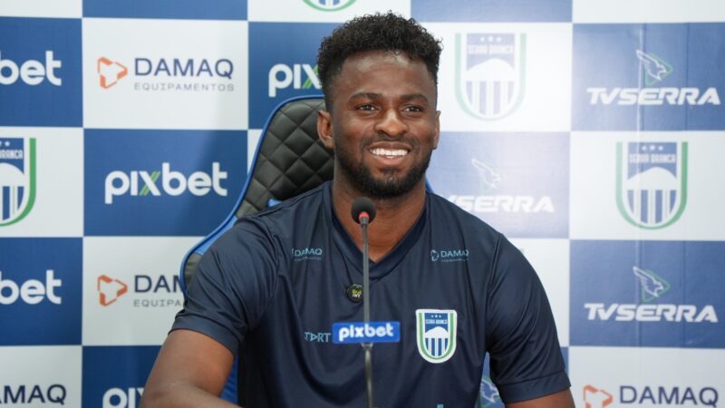 Jeferson enaltece estrutura do Serra Branca e prevê teste qualificado diante do América-RN